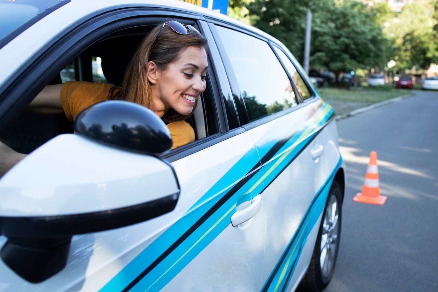 woman learning drive car going reverse 342744 693